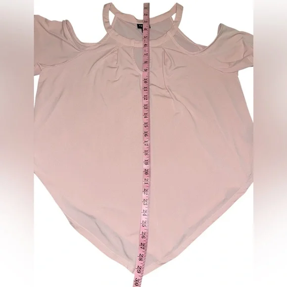 torrid Pink Cold Shoulder Top Size 0 - Picture 10 of 15